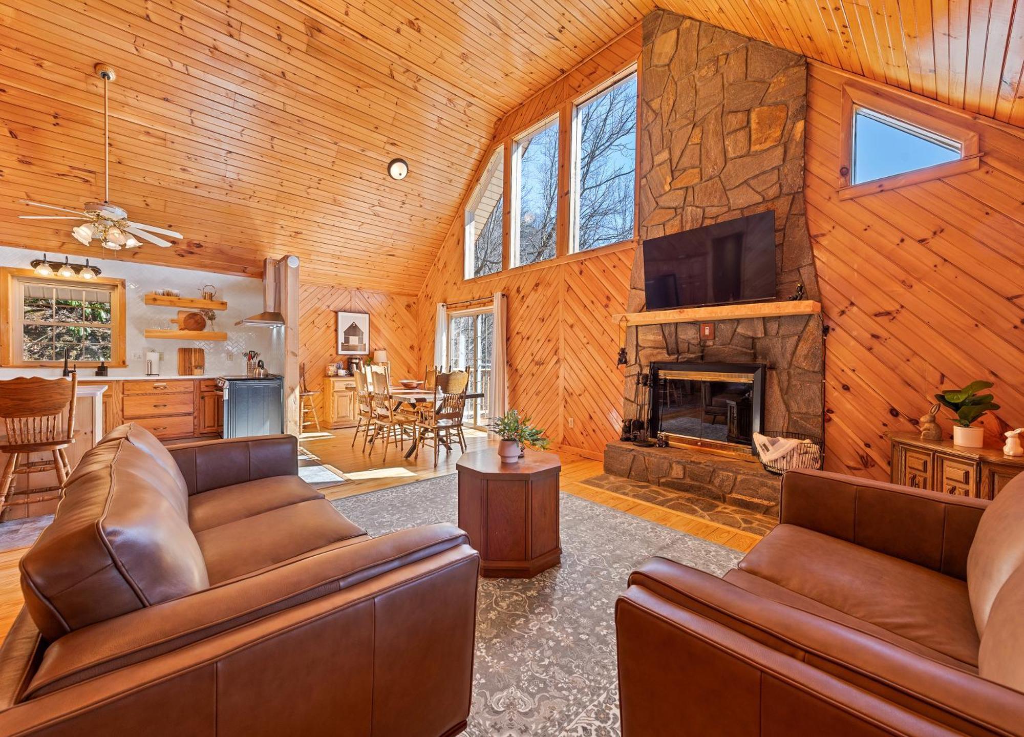 Maggie Valley Cabin With Beautiful Mountain Views, Hottub, Pet Friendly, Gameroom, Fireplace Kültér fotó